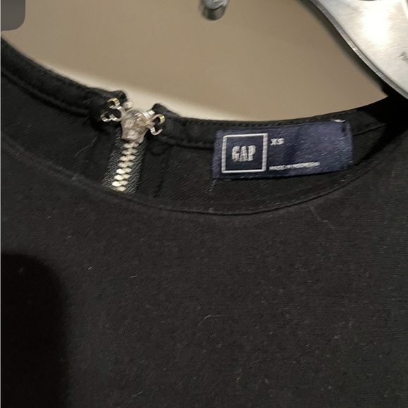 Unique top - Picture 3 of 3